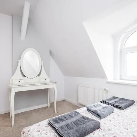 Urban Nest Bon 11
