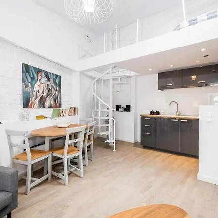 Urban Nest Bon 11 Apartment